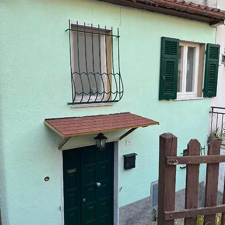 Apartmán Between The 5 Terre And The Val Di Vara, A Small House In The Village